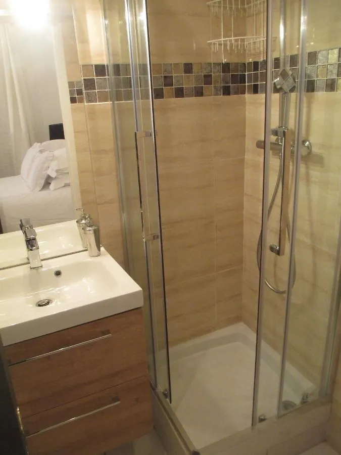 Apart Prive Parisien La Casita Avec Cuisine Equipe -St Charles - Near Beaugrenelle -Tour Eiffel 75015 Paris Bel Emplacement !! アパート