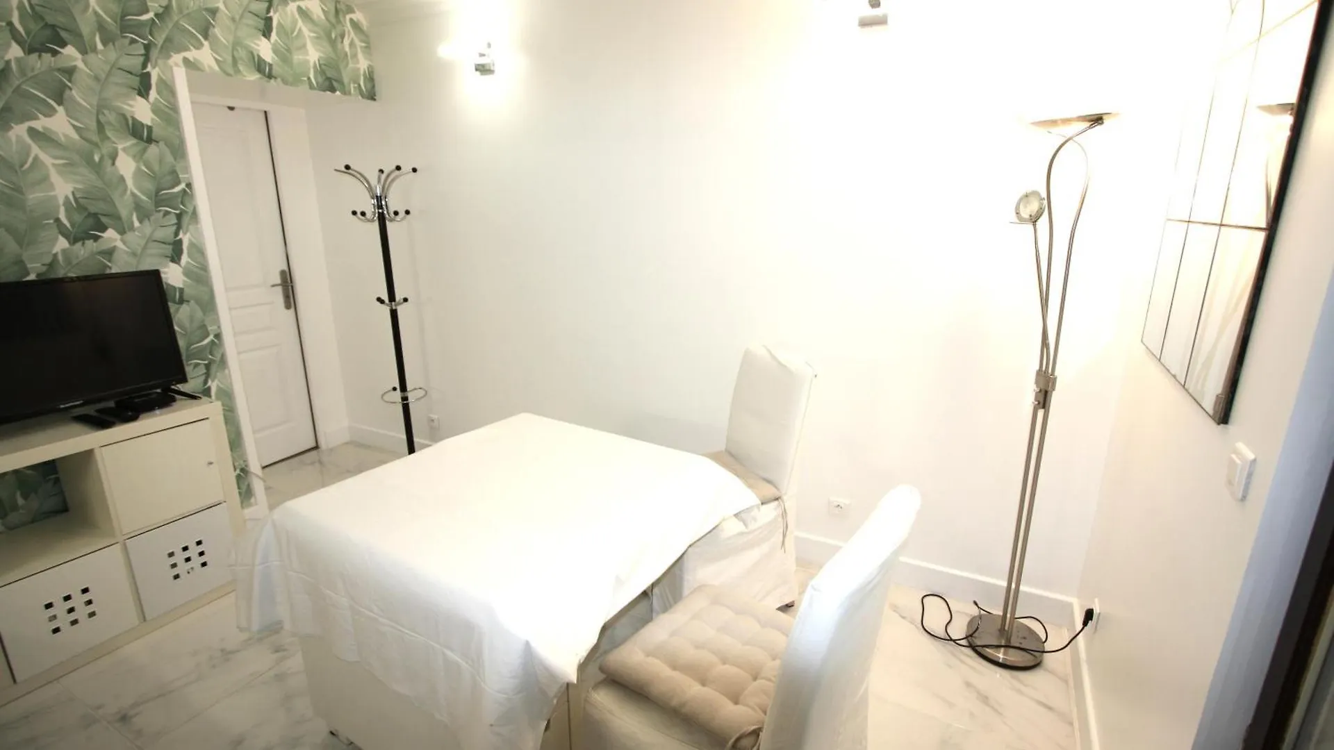 Apart Prive Parisien La Casita Avec Cuisine Equipe -St Charles - Near Beaugrenelle -Tour Eiffel 75015 Paris Bel Emplacement !!