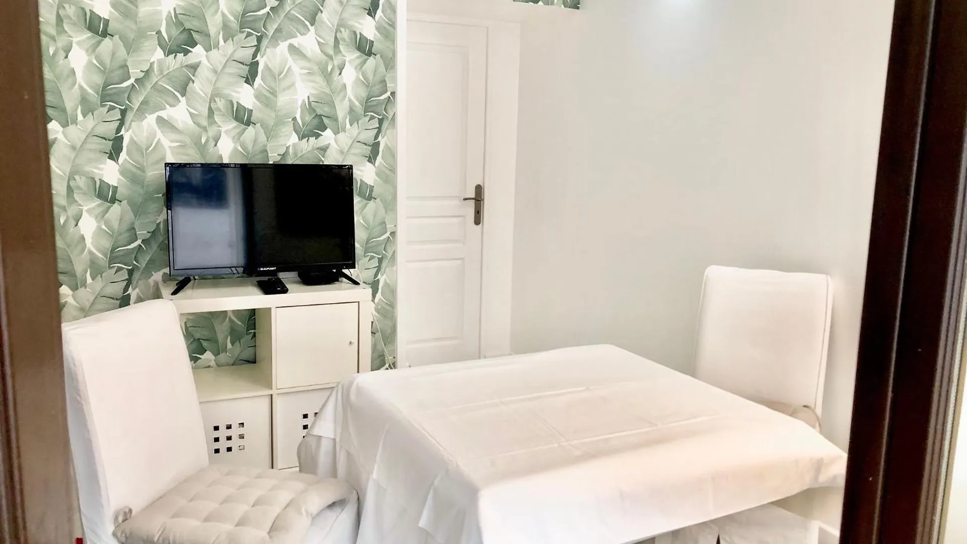 Apart Prive Parisien La Casita Avec Cuisine Equipe -St Charles - Near Beaugrenelle -Tour Eiffel 75015 Paris Bel Emplacement !!