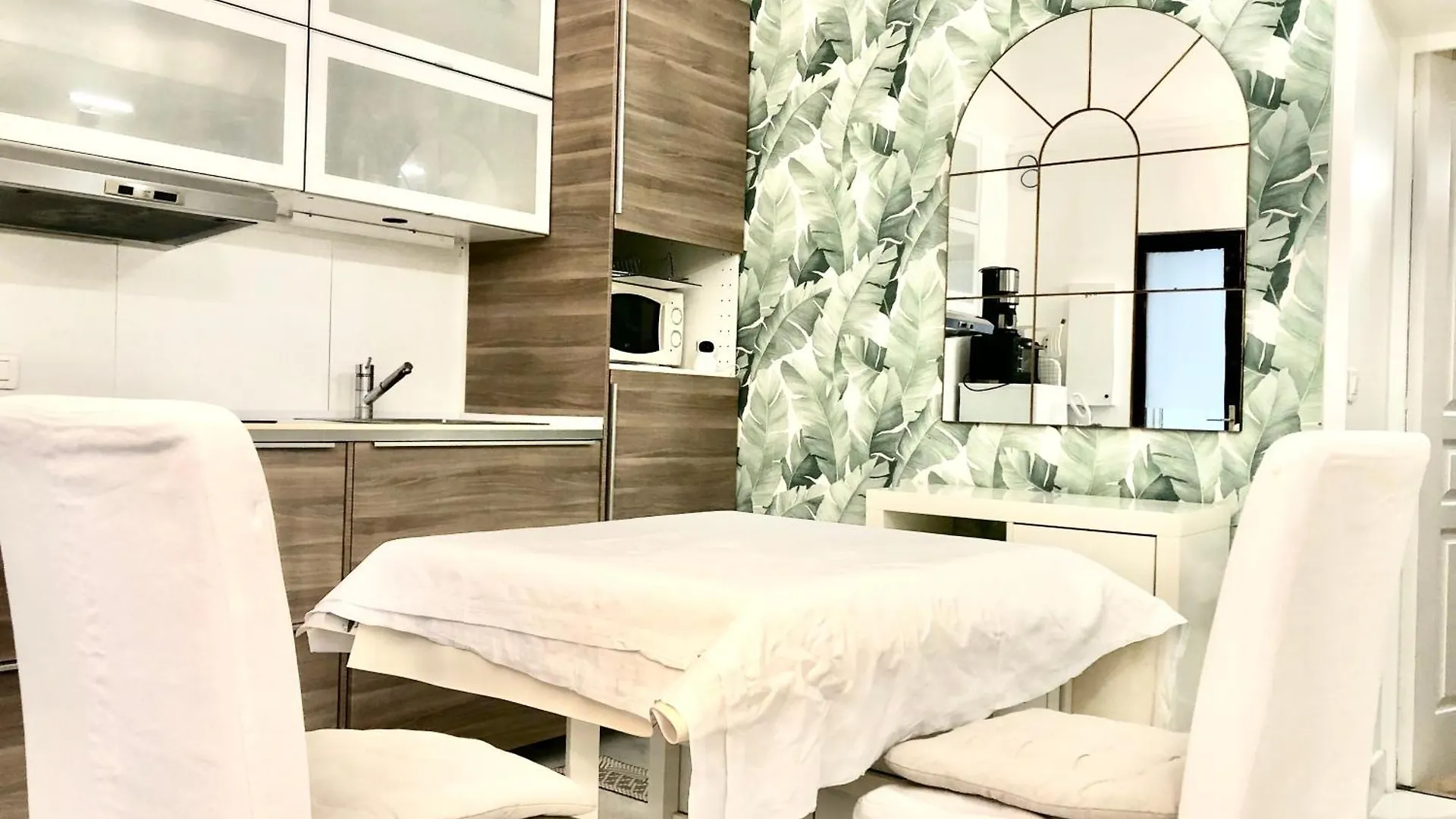 Apart Prive Parisien La Casita Avec Cuisine Equipe -St Charles - Near Beaugrenelle -Tour Eiffel 75015 Paris Bel Emplacement !! 0*,  France