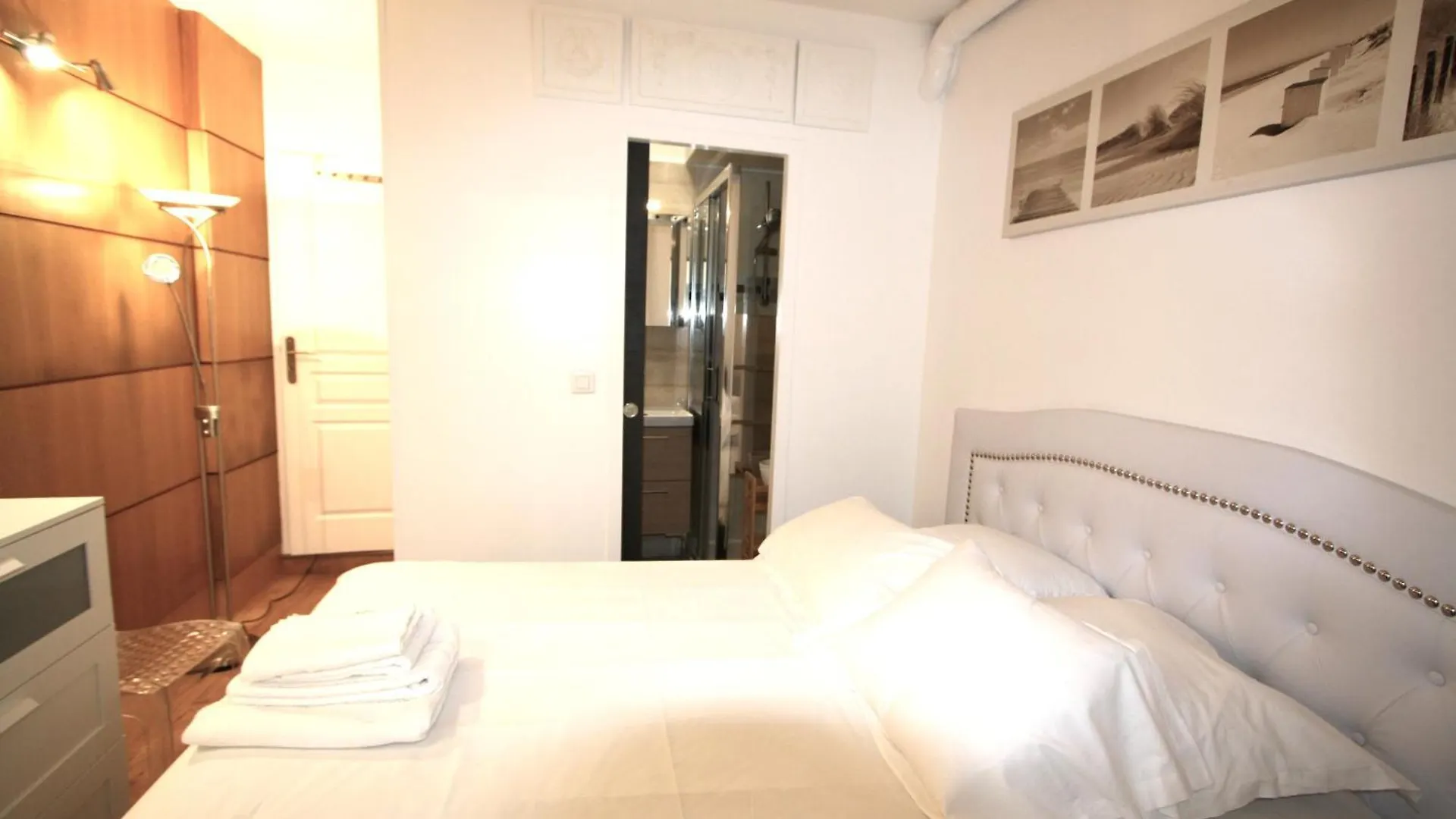 Apartment Apart Prive Parisien La Casita Avec Cuisine Equipe -St Charles - Near Beaugrenelle -Tour Eiffel 75015 Paris Bel Emplacement !!