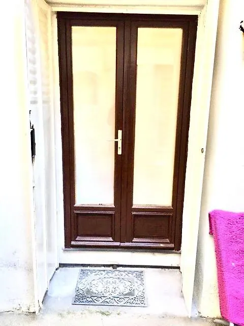 Apartment Apart Prive Parisien La Casita Avec Cuisine Equipe -St Charles - Near Beaugrenelle -Tour Eiffel 75015 Paris Bel Emplacement !! France